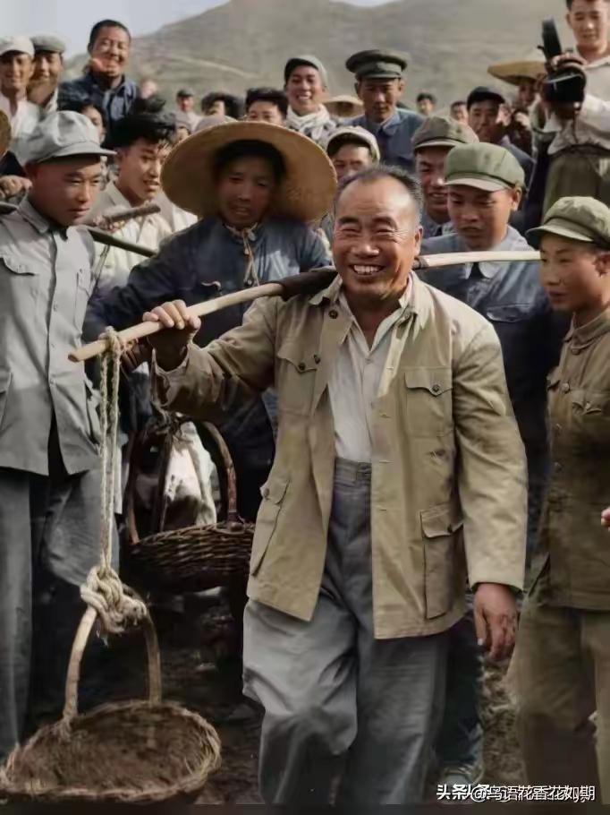 人人动手，人人尽责，人人享有，丰衣足食！