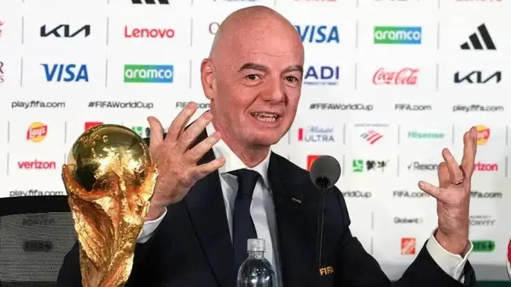 【足坛大变局！200亿商业计划遭到围剿，因凡蒂诺选择让步⚽】一场围绕世界杯商业权