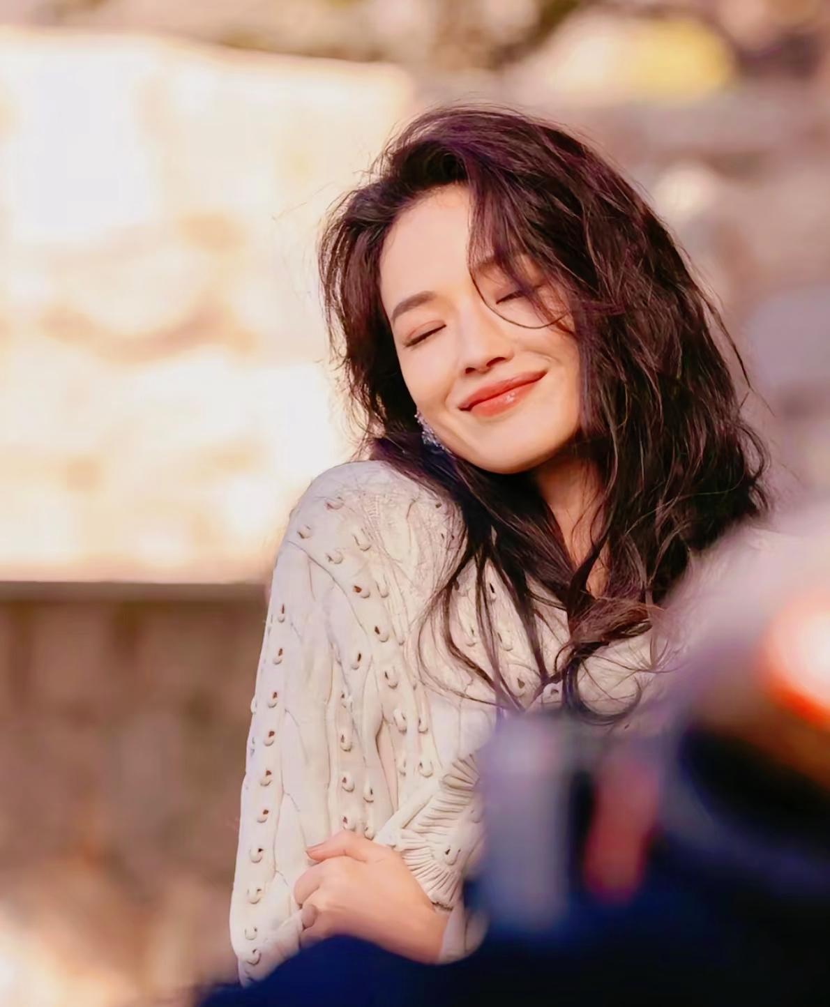 十个能让你的人生过得很爽的框架，打造自己的人生开挂系统，让自己越活越省力。一般人