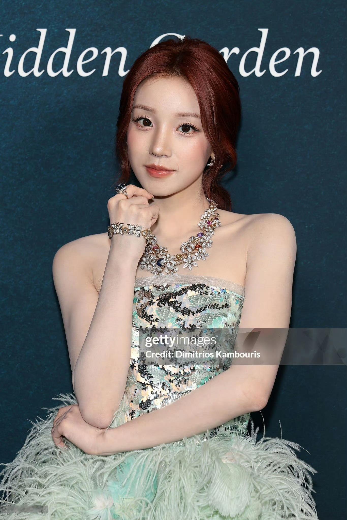 宋雨琦唯一受邀 宋雨琦这次生图美得好超过