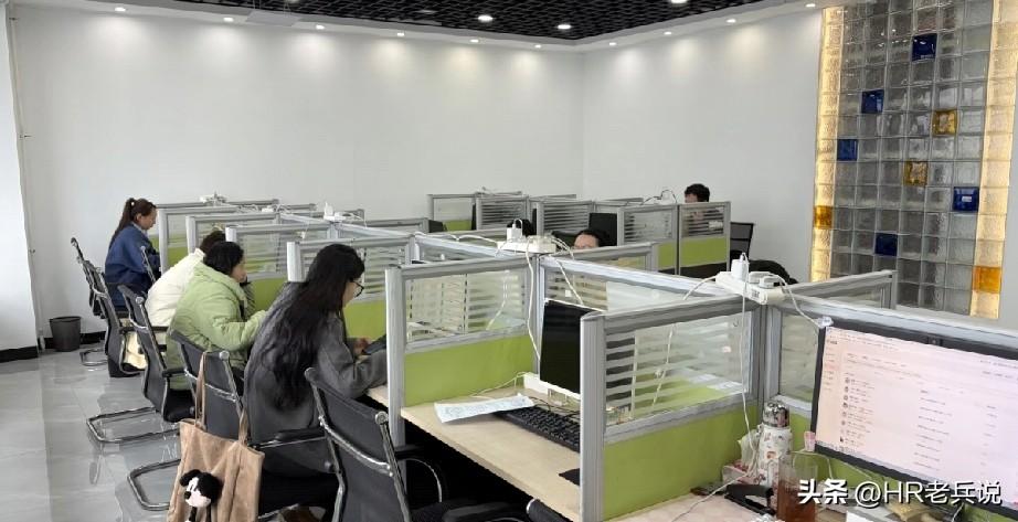 春天来了，老板那颗“学习华为的心”又蠢蠢欲动了[捂脸]这周一直催我们找有华子背景