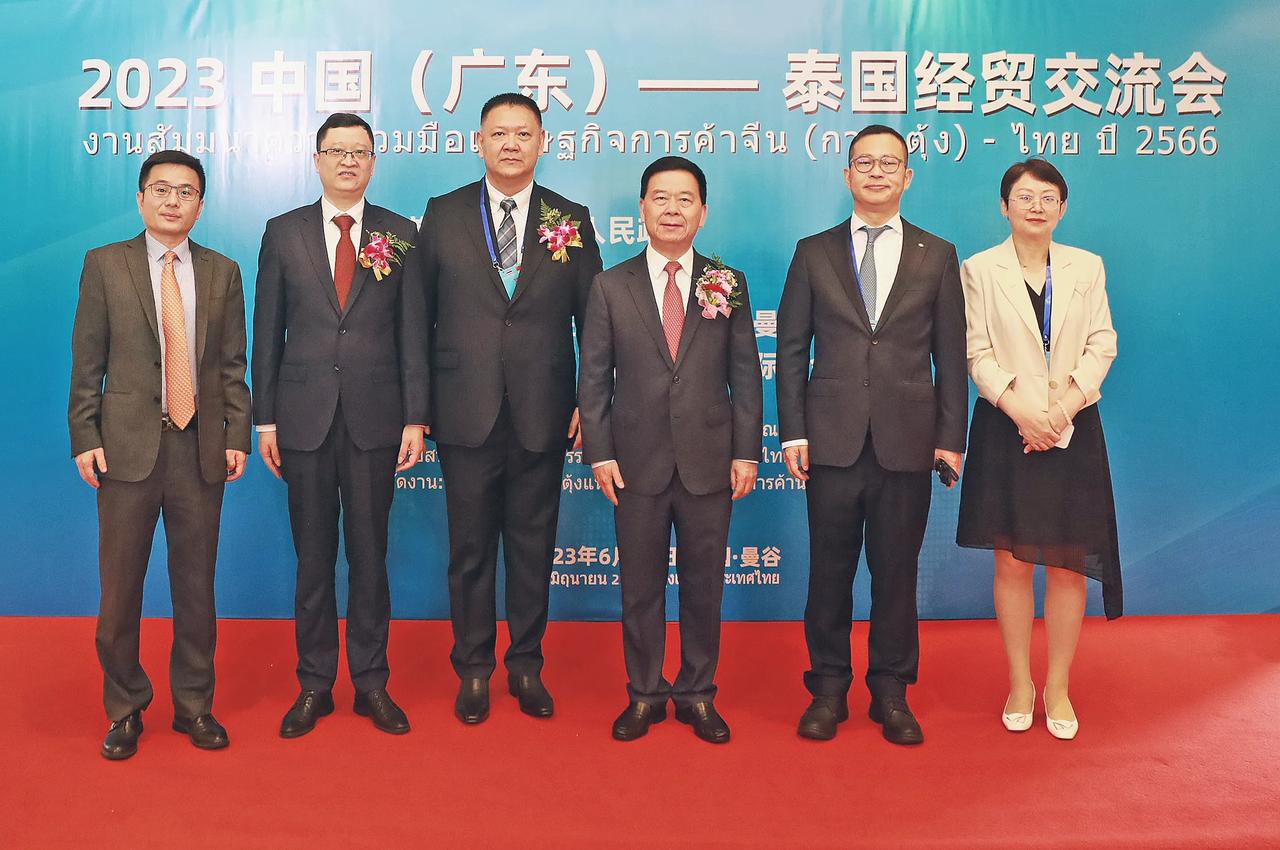 泰裤辣!这家中国车企在泰国火爆出圈
种种迹象表明，埃安打算出海攻城拔寨了。今年3