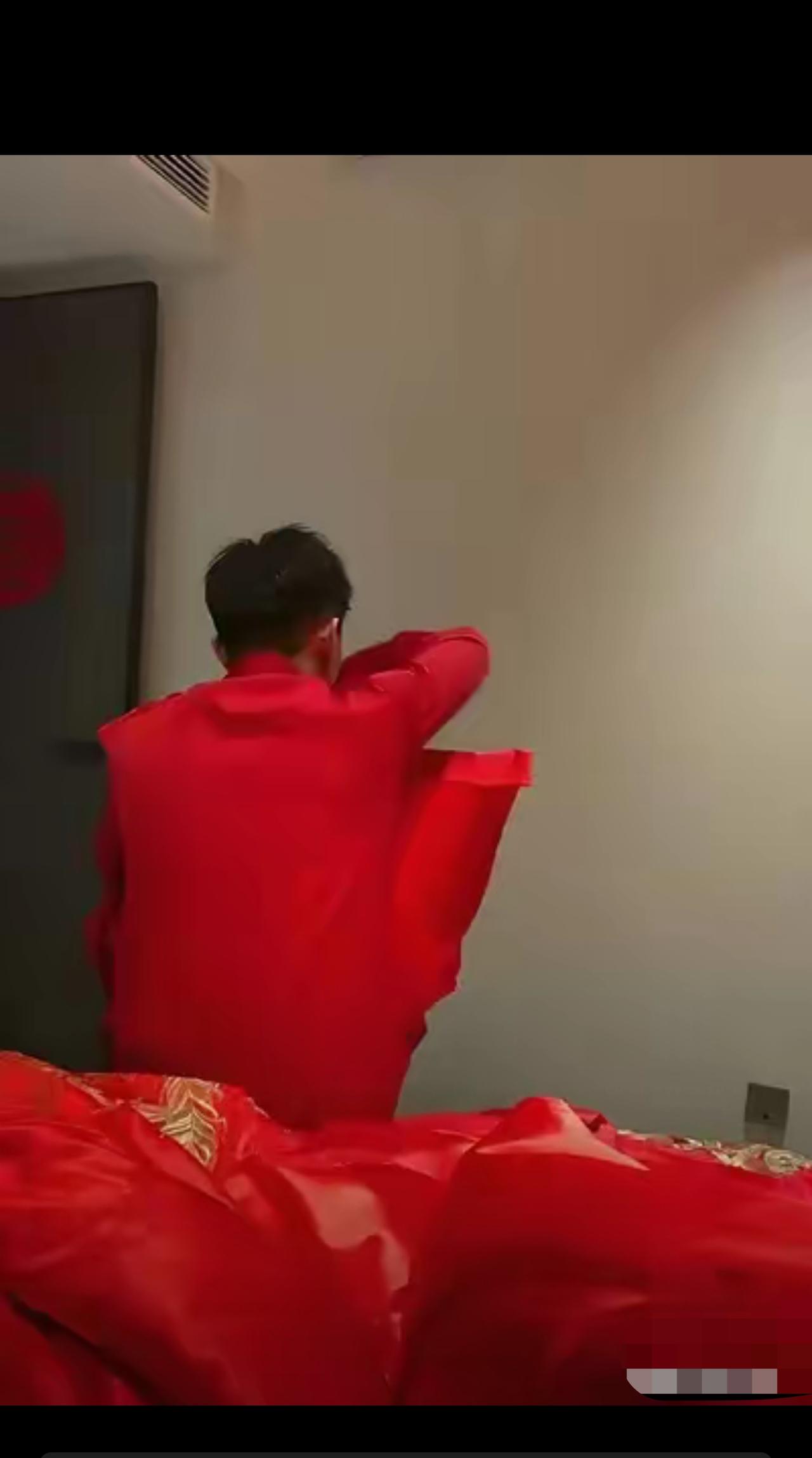 福建宁德，男子与相亲女子结婚，彩礼、三金、等等花了72万，婚后，妻子一直不愿同房