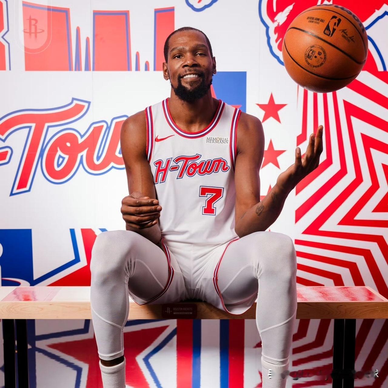 『就在今天！NBA 传来多则火箭队最新消息』

1、三连胜的火箭迎来赛季首次背靠