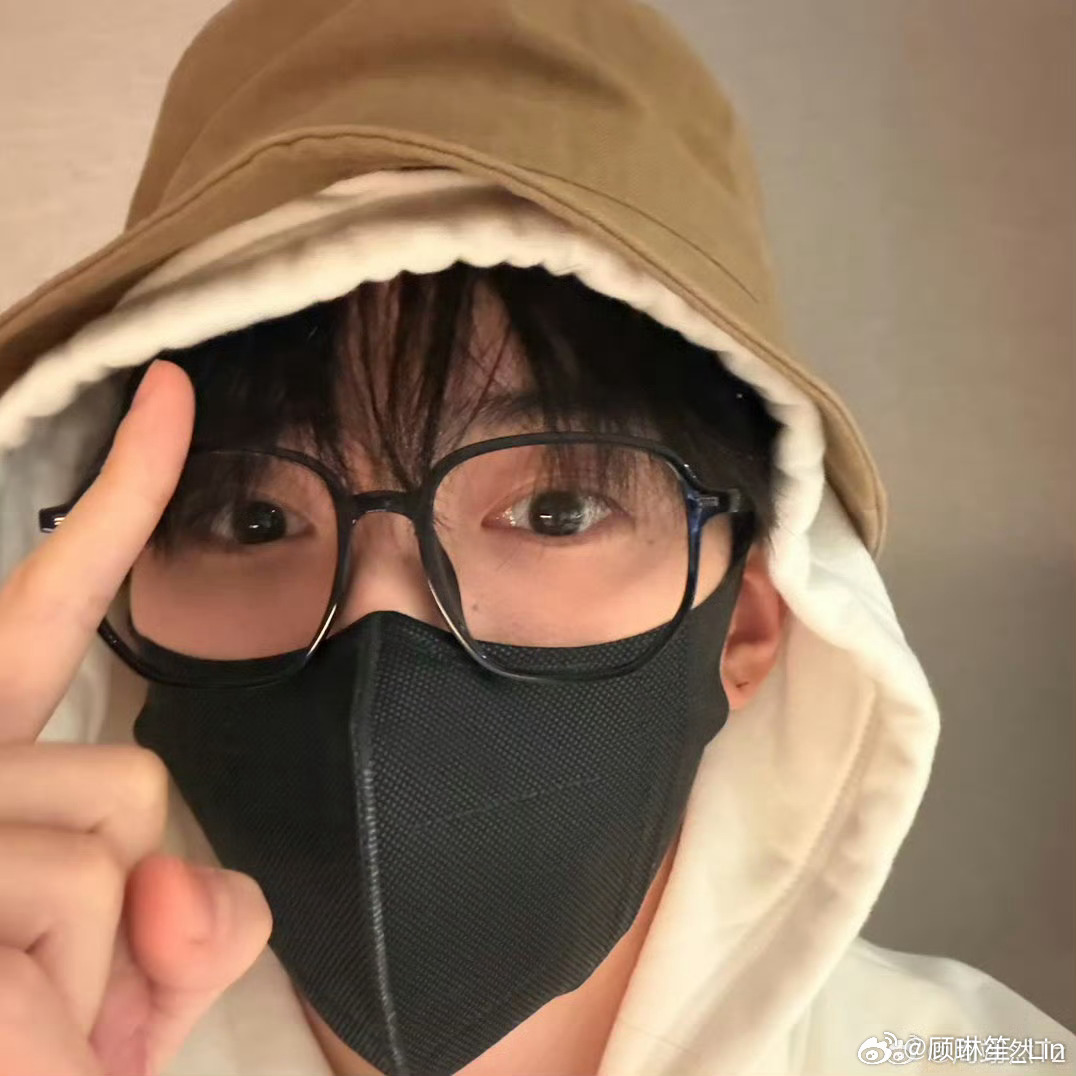 周翊然不想睡的星期五 zyr周翊然生命缘 爱上你之后心里的条条框框都没有了你的样