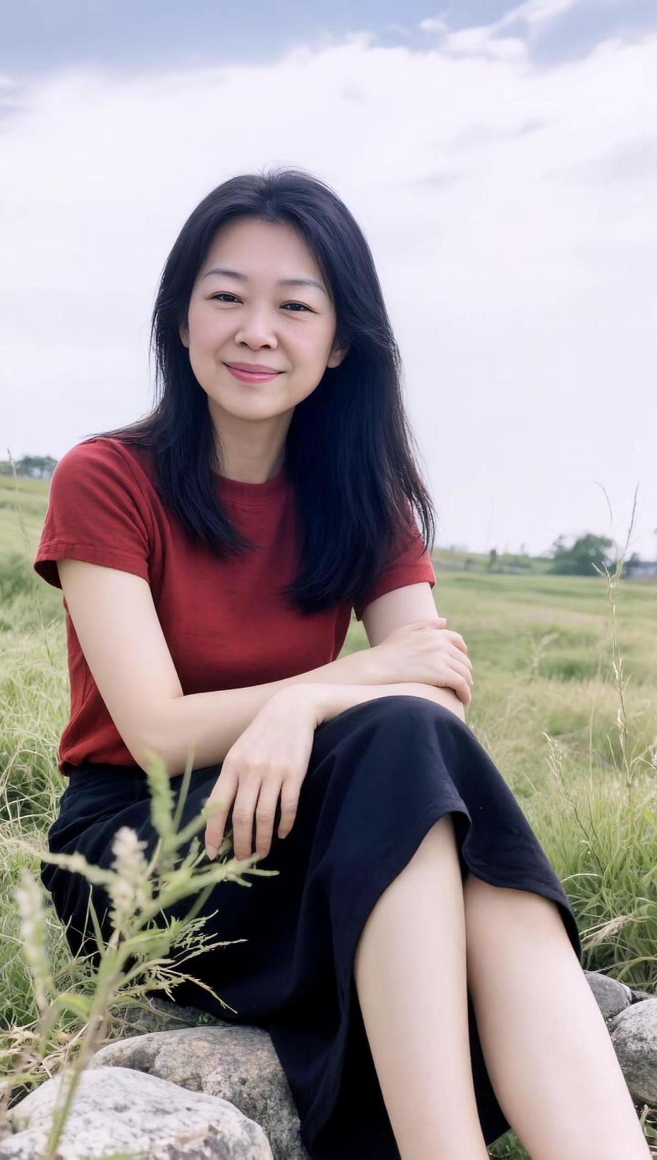 人与自然和谐共生。