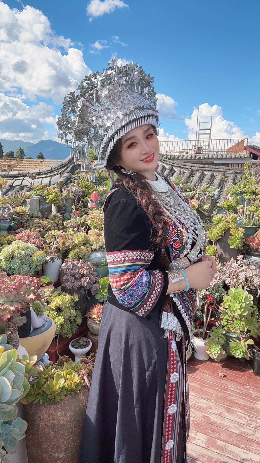 云南苗族，玉龙雪山，泸沽湖，丽江，看一眼就会爱上的地方，希望时光可以长...