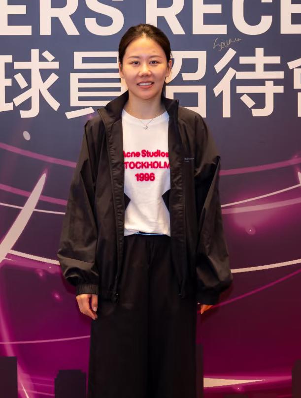 毫无悬念，恭喜陈幸同3:0米特兰姆，晋级澳门冠军赛女单16强—蒯曼与王艺迪在看台