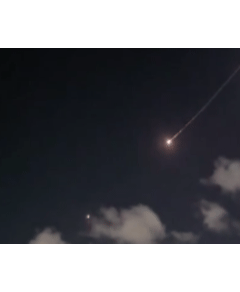 伊朗一次很高级的突防

末端10马赫以上的速度，搭配S型蛇形机动和20公里横向偏