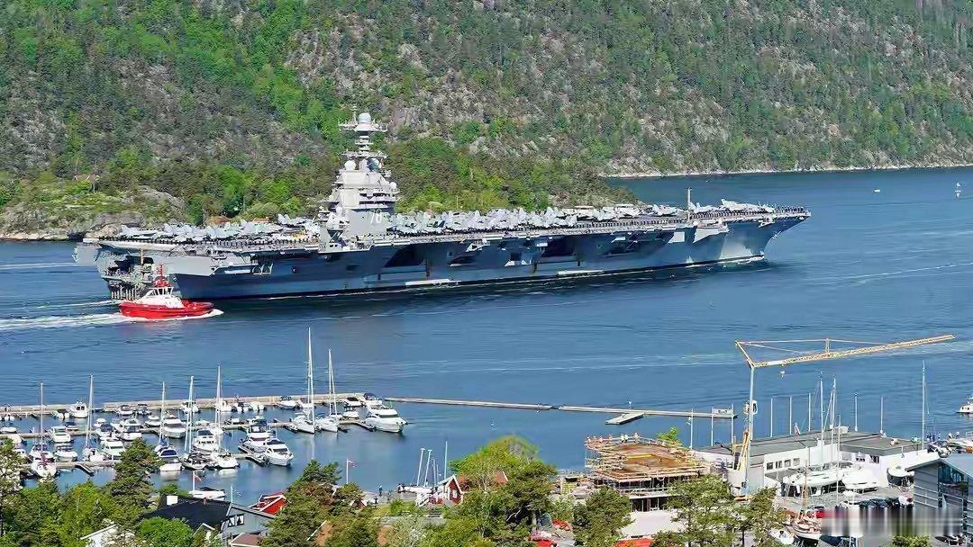 美福特号航母厕所大面积瘫痪 海上最强航母，被厕所问题整破防。上千人共用一堆故障卫