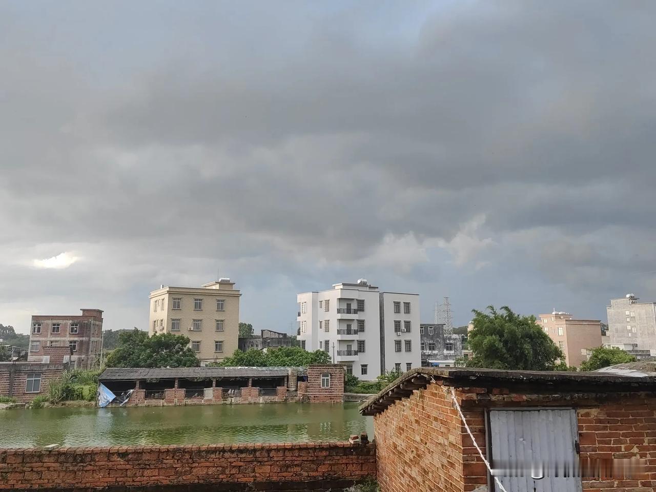 来廉江，遇到雨！