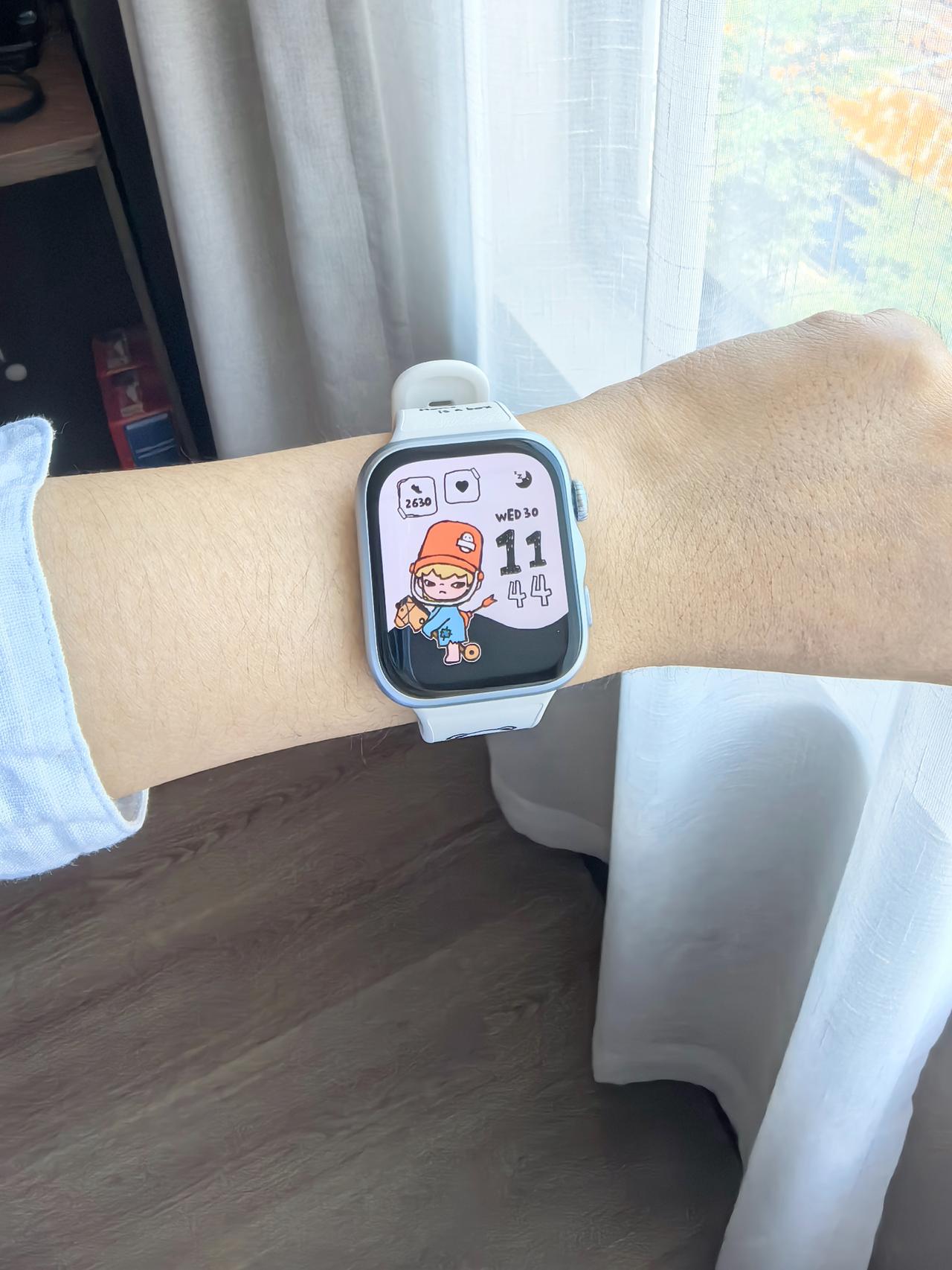 谁说智能手表只能拼性能？颜值与实力双在线的潮流穿戴单品终于来了！

华为跨界联动