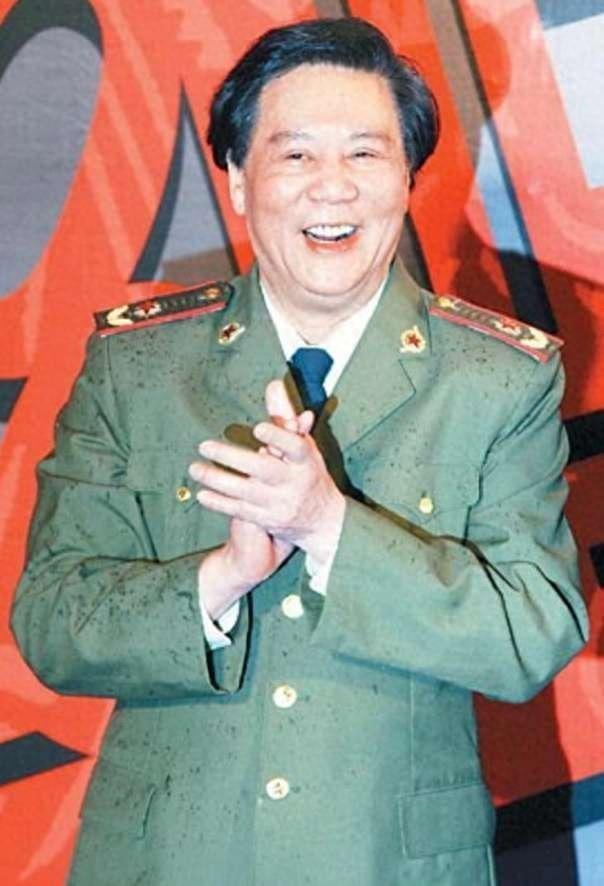 90年接见古月，杨尚昆命人撤掉椅子：毛主席还站着，我们怎么能坐
“1990年7月