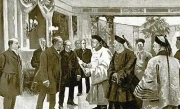 沙俄割走一百五十万平方公里，中国人记了一百多年，可今天，俄罗斯的油，中国的路；俄