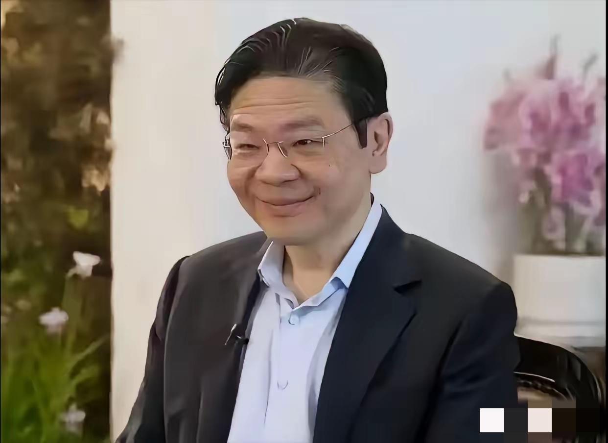 新加坡面对影响力和口碑下降，其扭捏作态，各种找存在感的言行确实让人忍不住想笑。