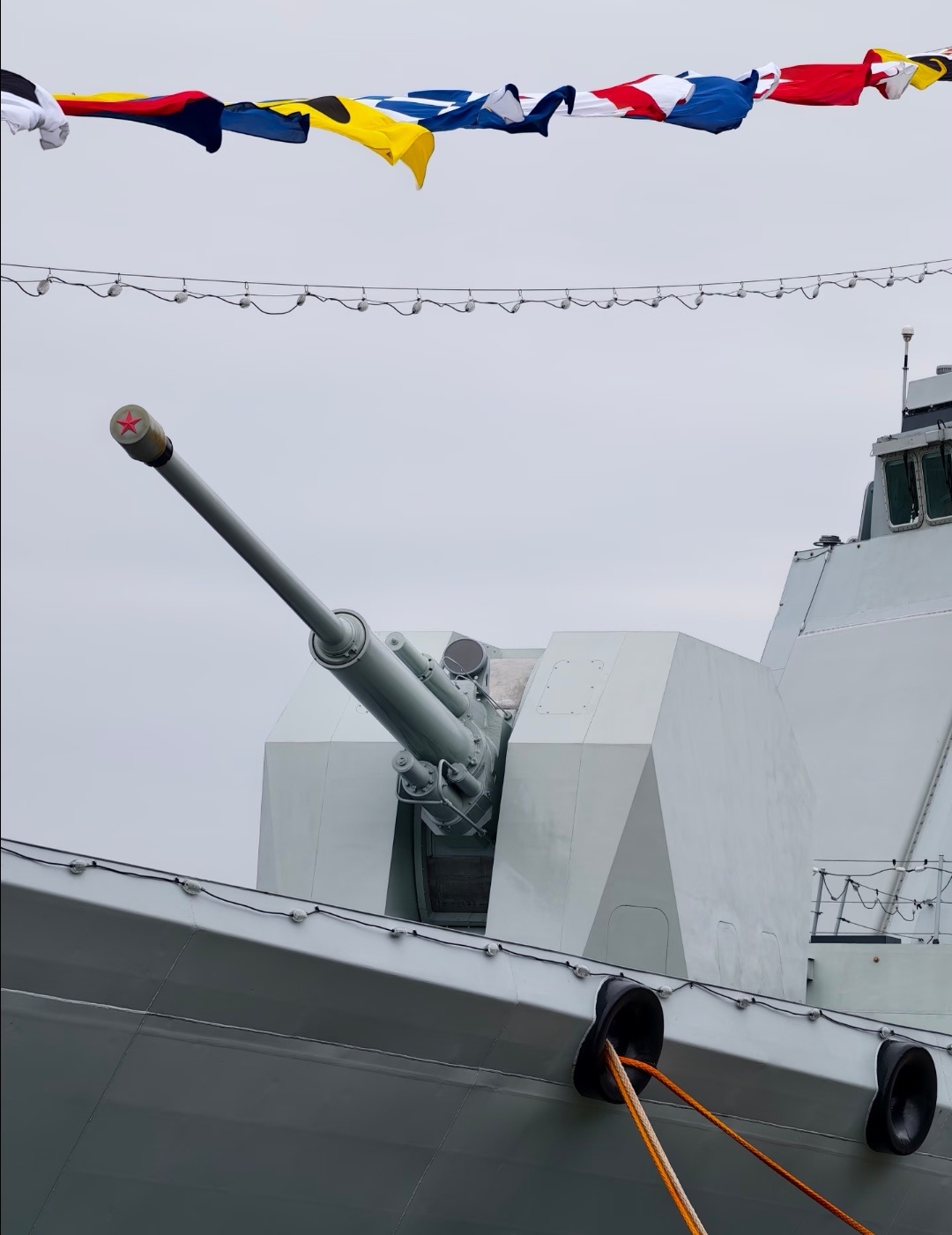 052D即使是改进型，也不起眼了，都是熟口熟面423海军节