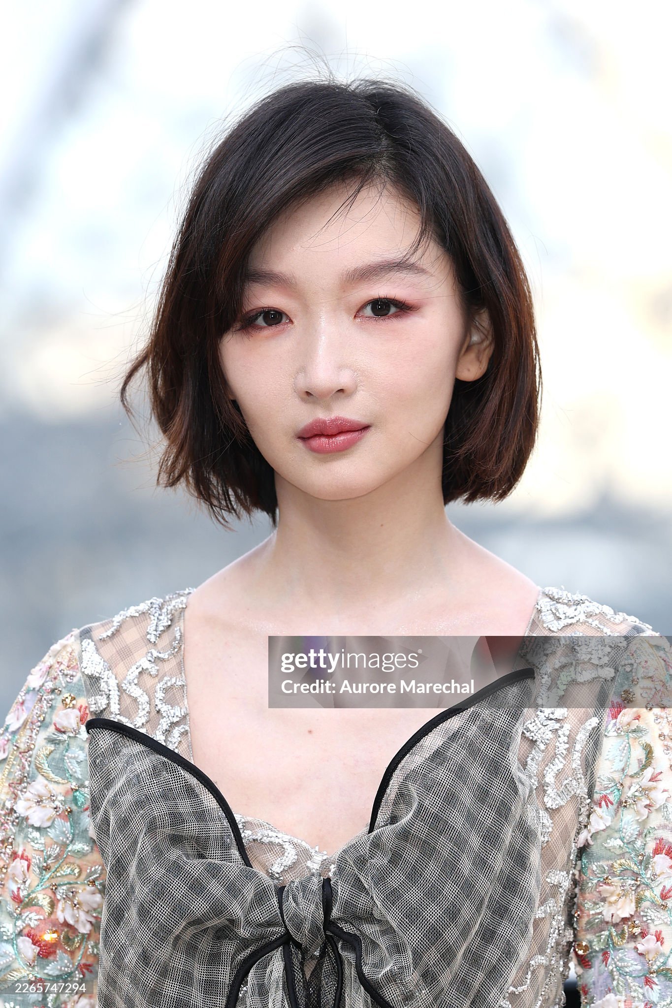 周冬雨  —  LOUIS VUITTON  时装周巴黎时装周 一组冬雨生图 ，