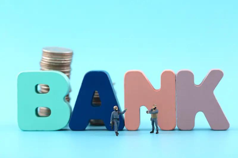 多家银行公告：银行卡长期不动账户余额10元以下，连续1年无交易，且未绑定贷款、理