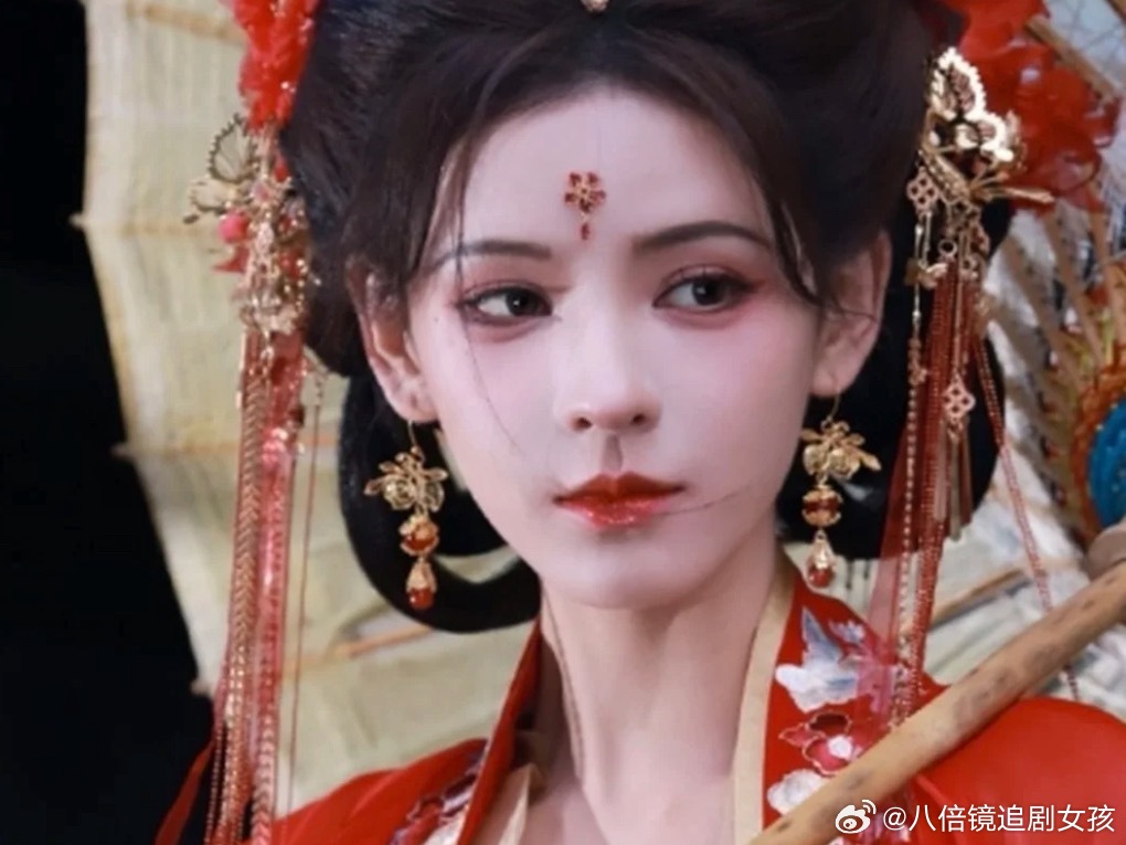 如懿传让妆也太明显了吧水玲珑居然是张予曦，不仔细看都认不出来 