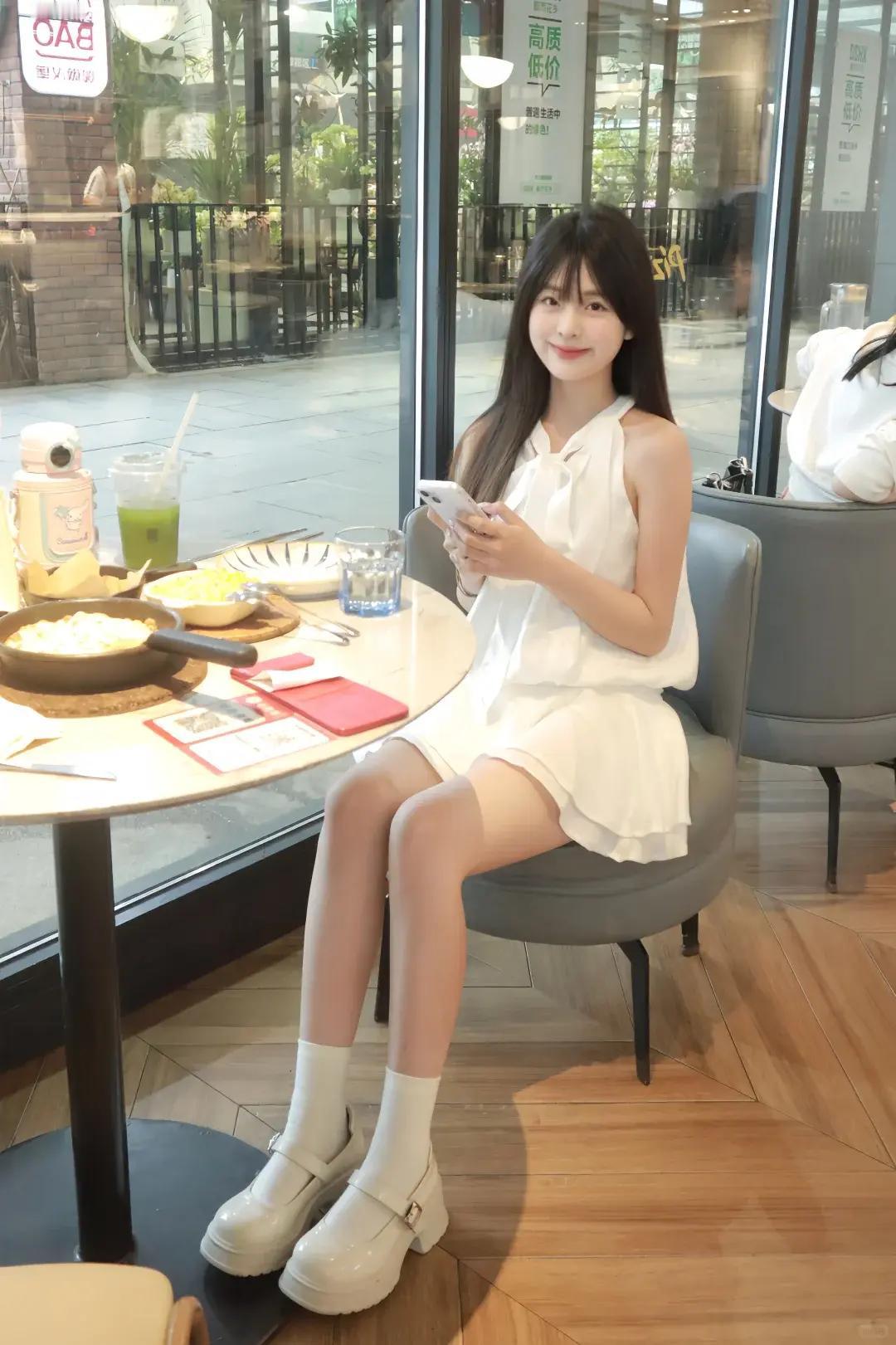 如果她当你老婆，晚上还不回家吗？