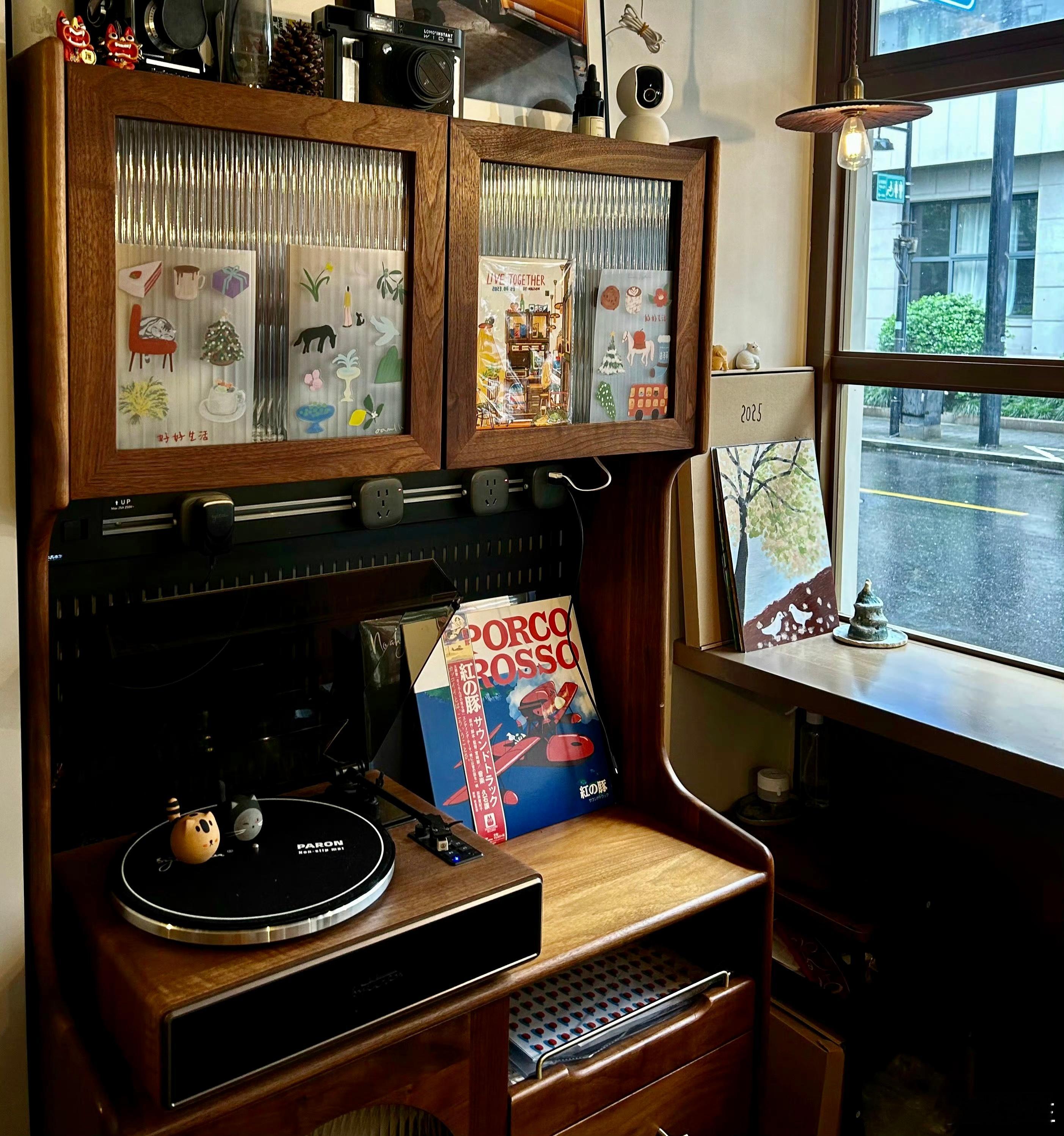 其实哪有什么真洒脱的人只是自己究竟要的是什么，以及要为此失去什么，这个点能够搞清
