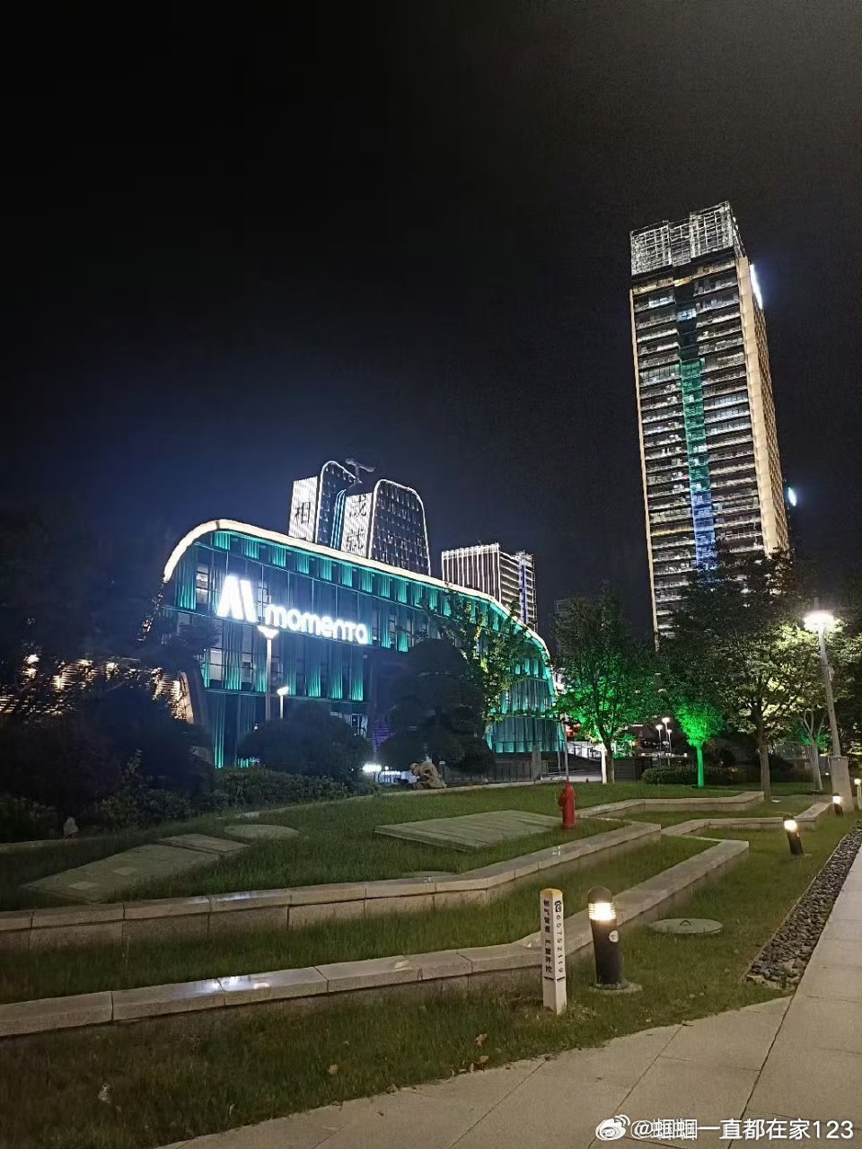 Momenta占NOA第三方市场61%份额这是momenta农村包围城市的阶段性