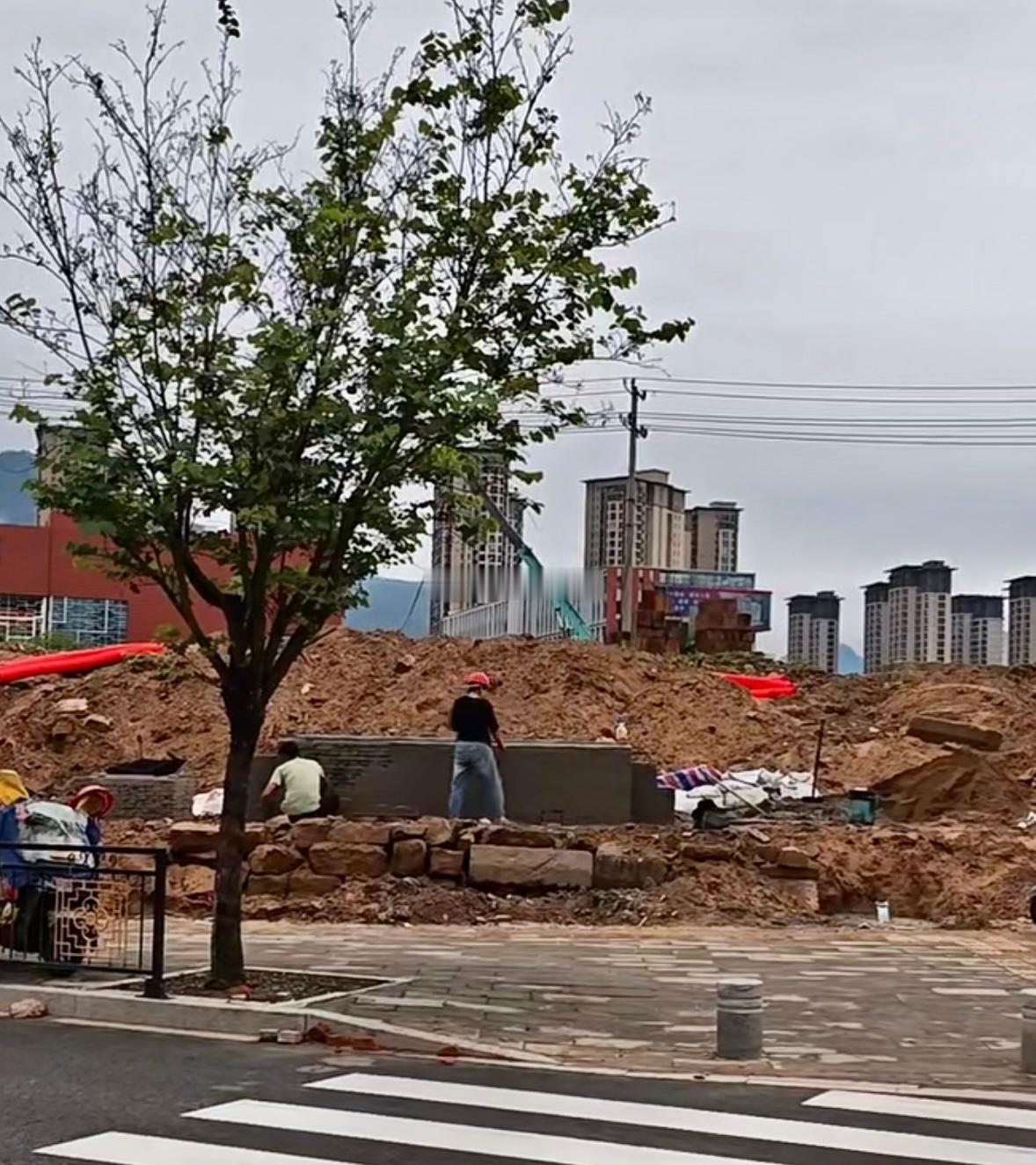 上月 高新区出让的两幅地块推进速度都很快 