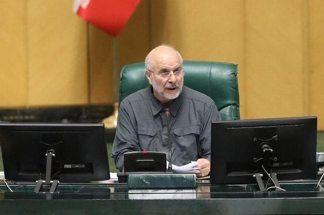 美伊谈判又起波澜，伊朗外长抵巴却称“不见面”，美国特使白跑一趟。

4月，巴基斯