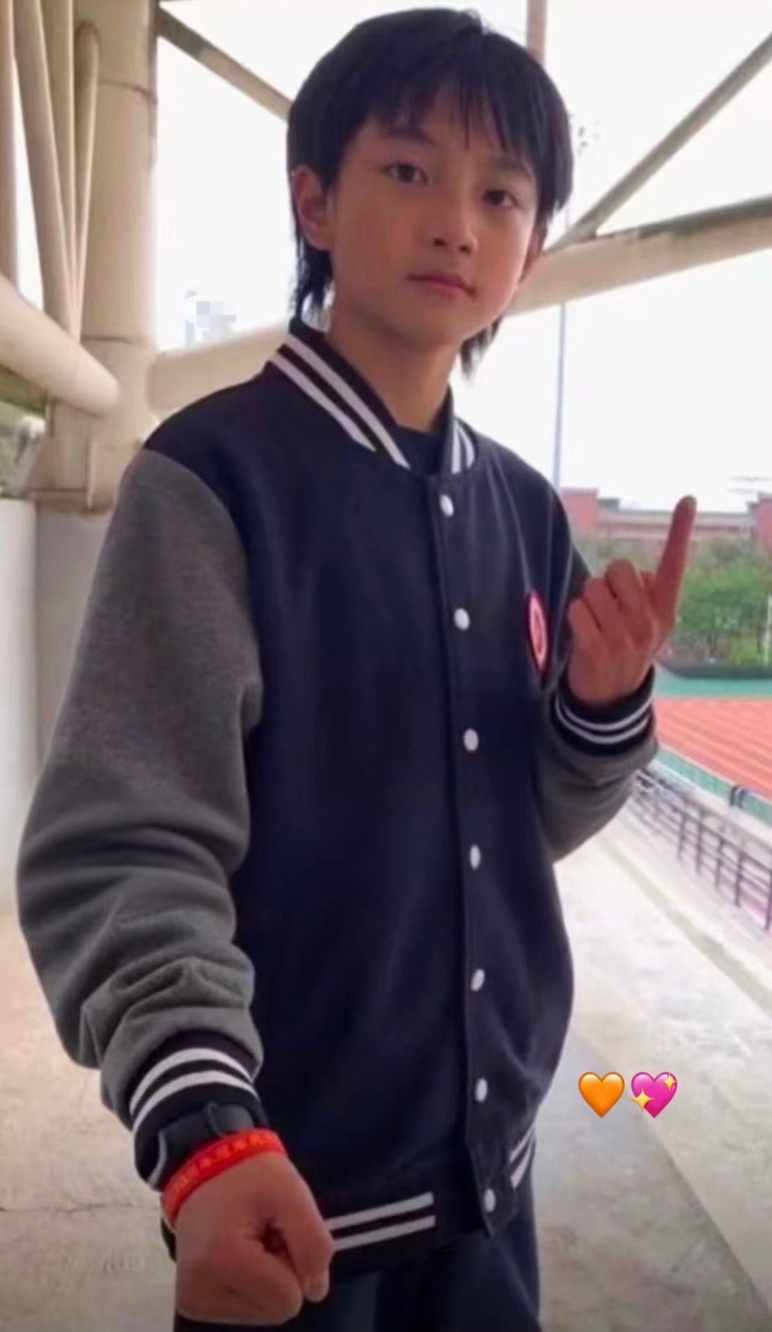 欧米茄 他真可爱 