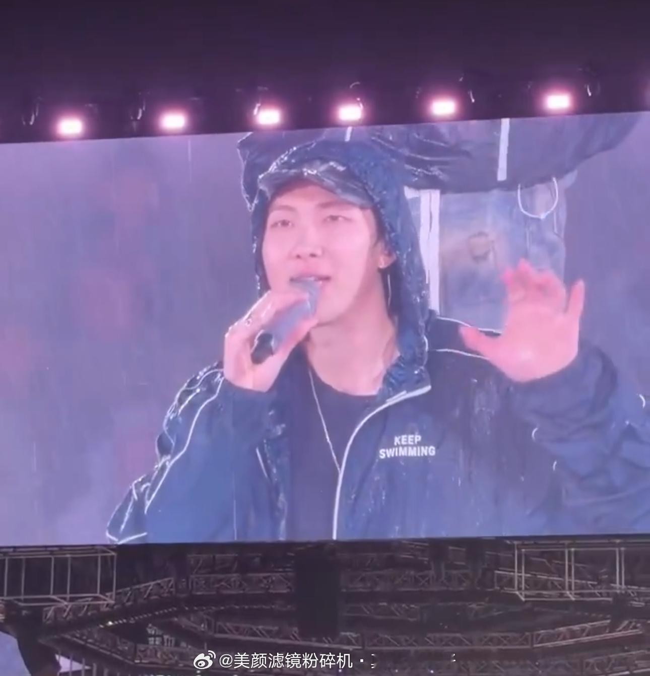 BTS金南俊、金硕珍、金泰亨、田柾国、闵玧其、郑号锡、朴智旻今日演唱会饭拍 cr