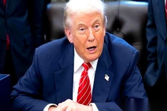 美军在科威特的装备仓库刚被炸，一份“停火48小时”的提议，就通过第三方，悄悄递到