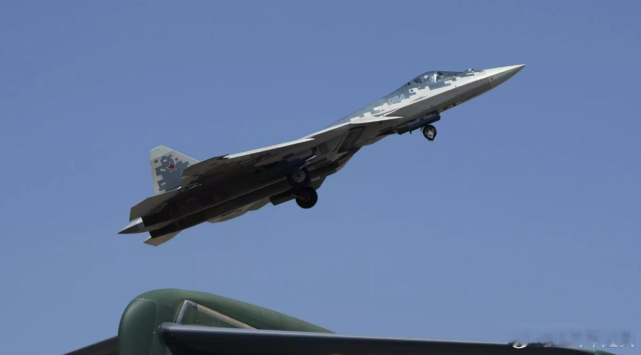 西方杂志：苏-57是同类战机中具有实战经验的，但其优势不仅仅如此近日俄媒报道，西