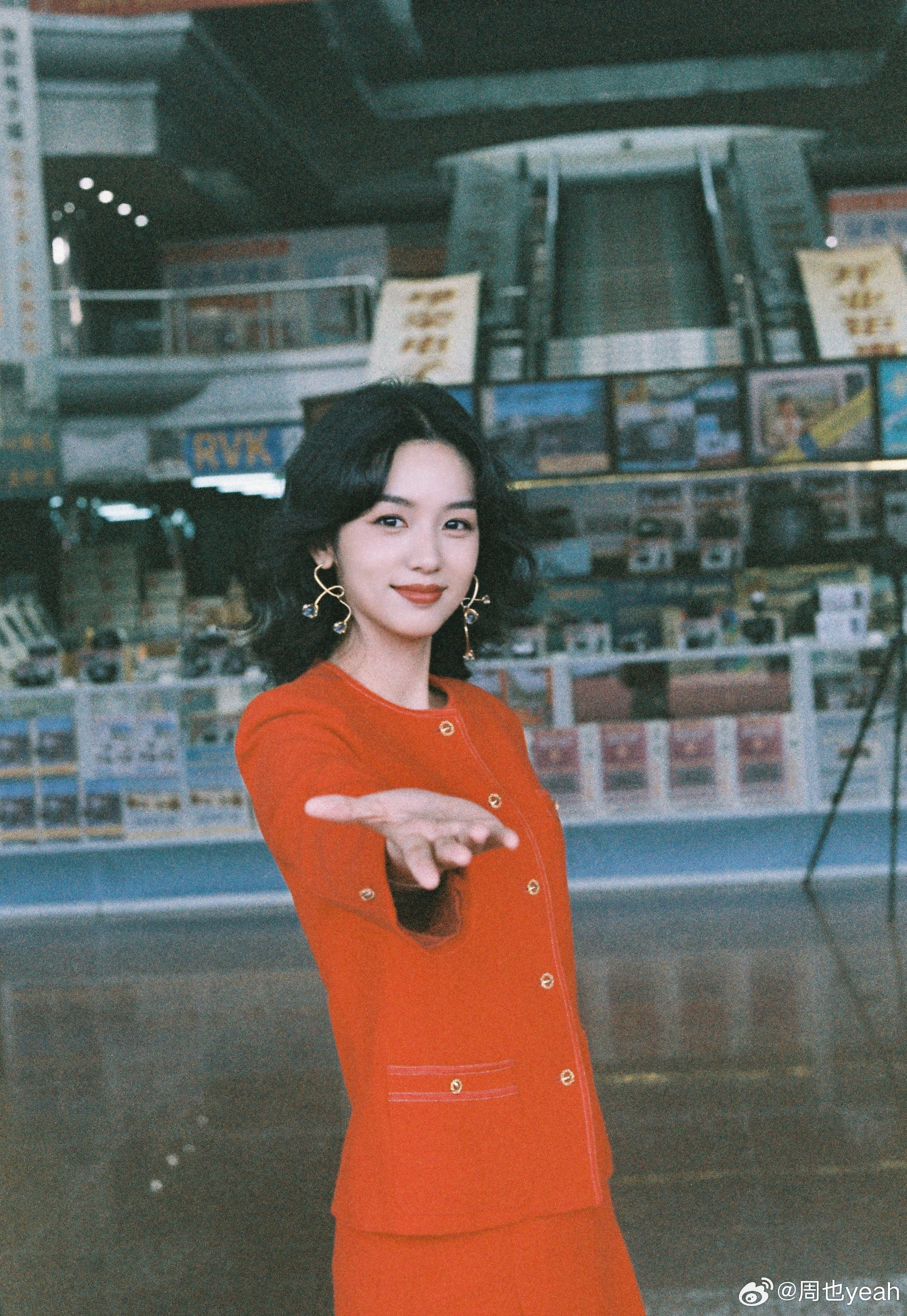 红衣晓兰满满的精神气❗蹲个产出～～～