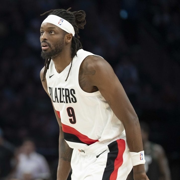 波特兰开拓者 开拓者队宣布，格兰特（小腿）将于今天复出，代表球队出战附加赛对阵太