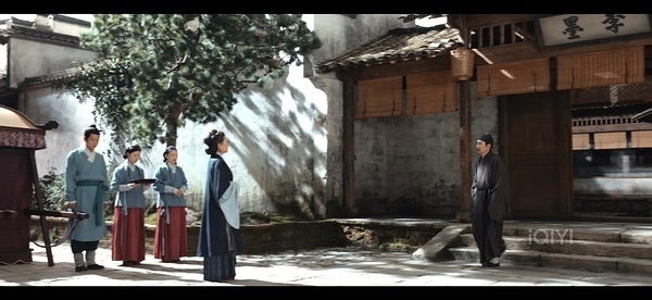 四集看完，印象最深刻的是小李祯和小骆文谦，太可爱了吧，妆造也很落地。另外就是置景