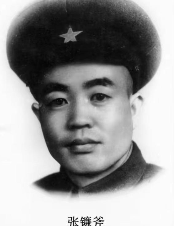 他文能提笔安天下，武能上马定乾坤，是唯一杀敌无数的两弹元勋。

1937年，日本