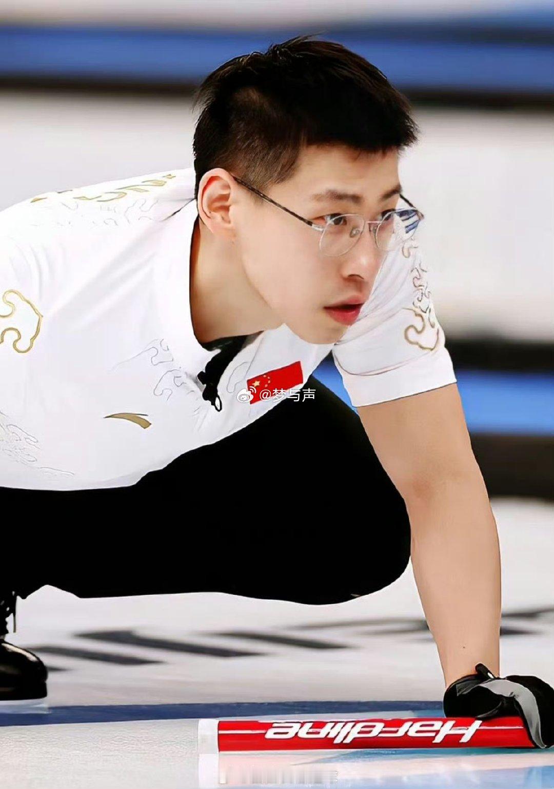 凌智的目标是2030法国冬奥会 凌智的2030计划：以球员身份站上法国冬奥赛场，