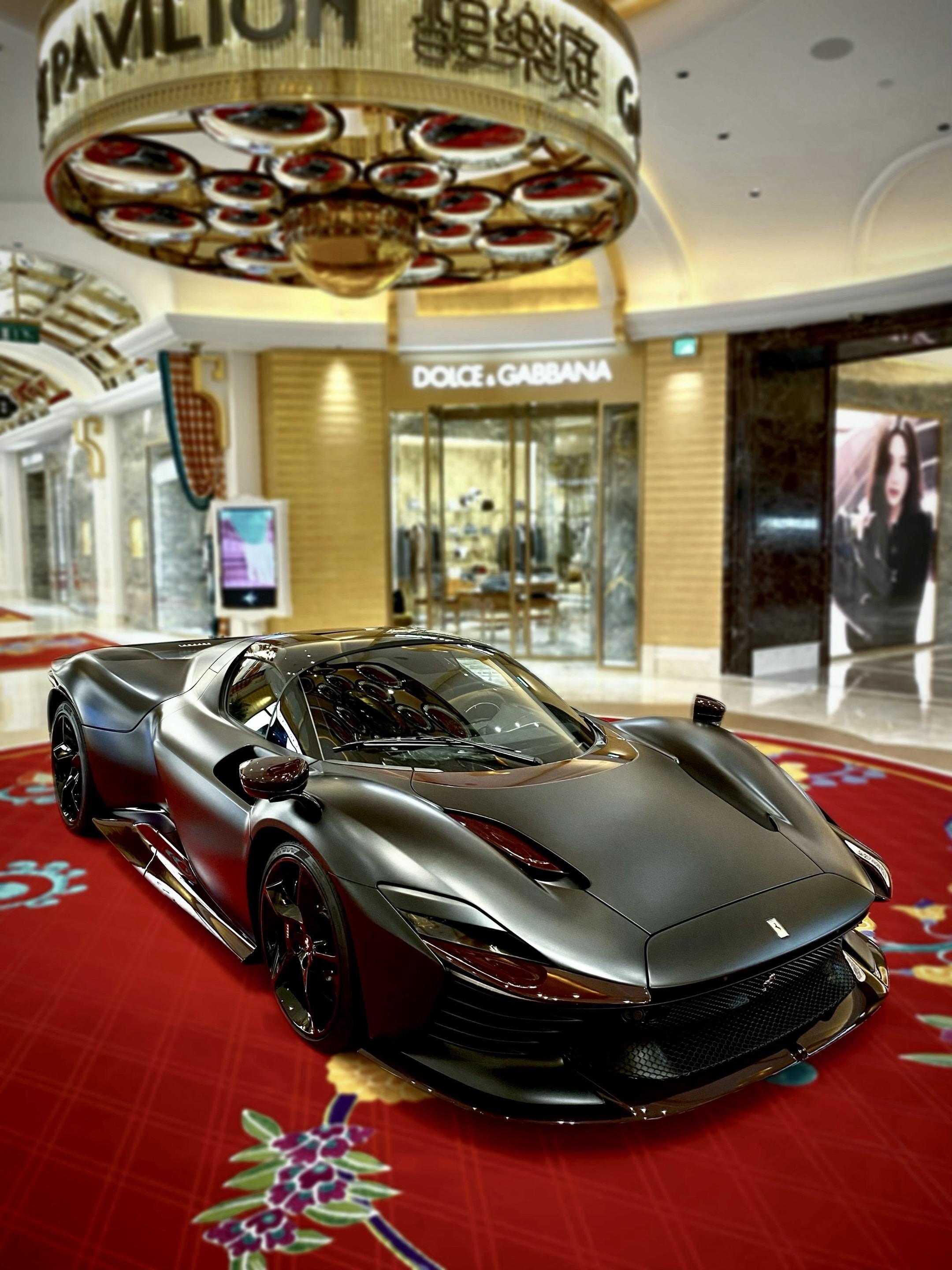 你说SP1单座 SP2没顶棚 现在SP3双座又能遮风挡雨 这回总该能买了吧😄