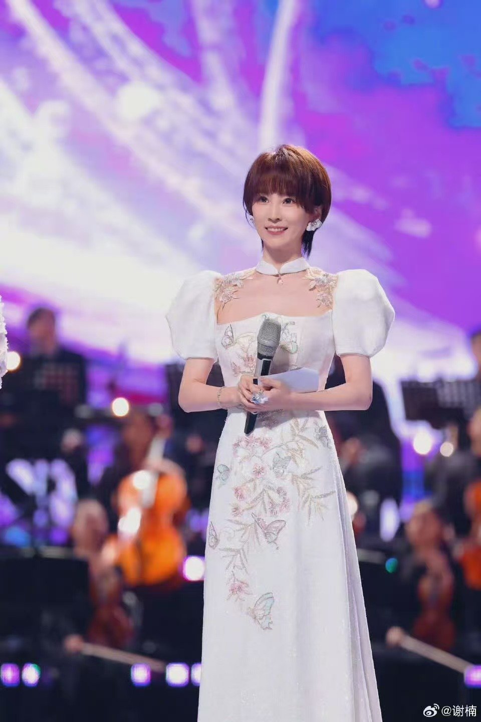 谢楠上浪姐像极了要交卷的我乘风2026谢楠上浪姐可太有画面感啦，就像我面对要交的