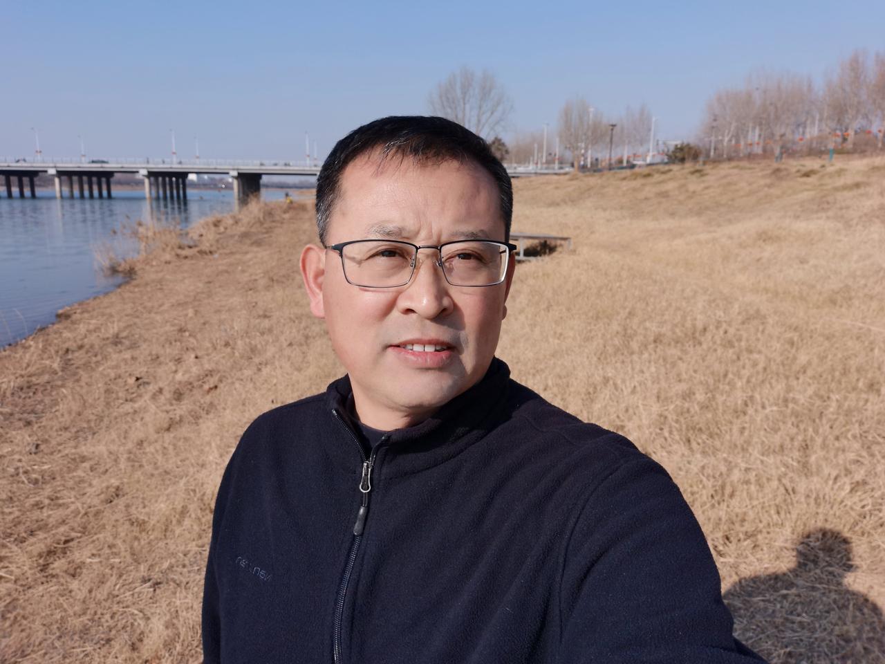 与酒相关的益处，全被辟谣了，找什么理由端杯呢？

1、“小酒怡情，大酒伤身”，被