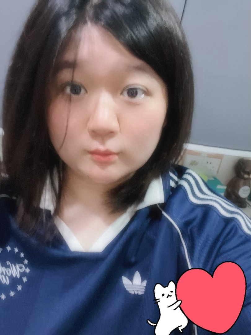 还是家里舒服，，不要问，，为啥不拍  全身的，因为  200斤啊  哈哈哈哈哈 