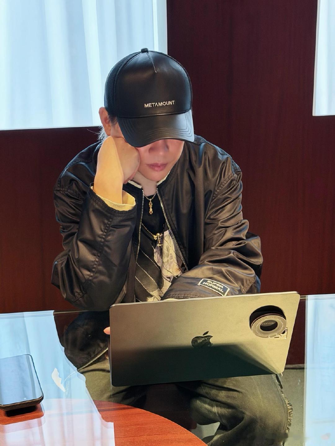 歌手胡彦斌Vibe Coding歌手直播歌手2026 谁能想到歌手胡彦斌还会vi