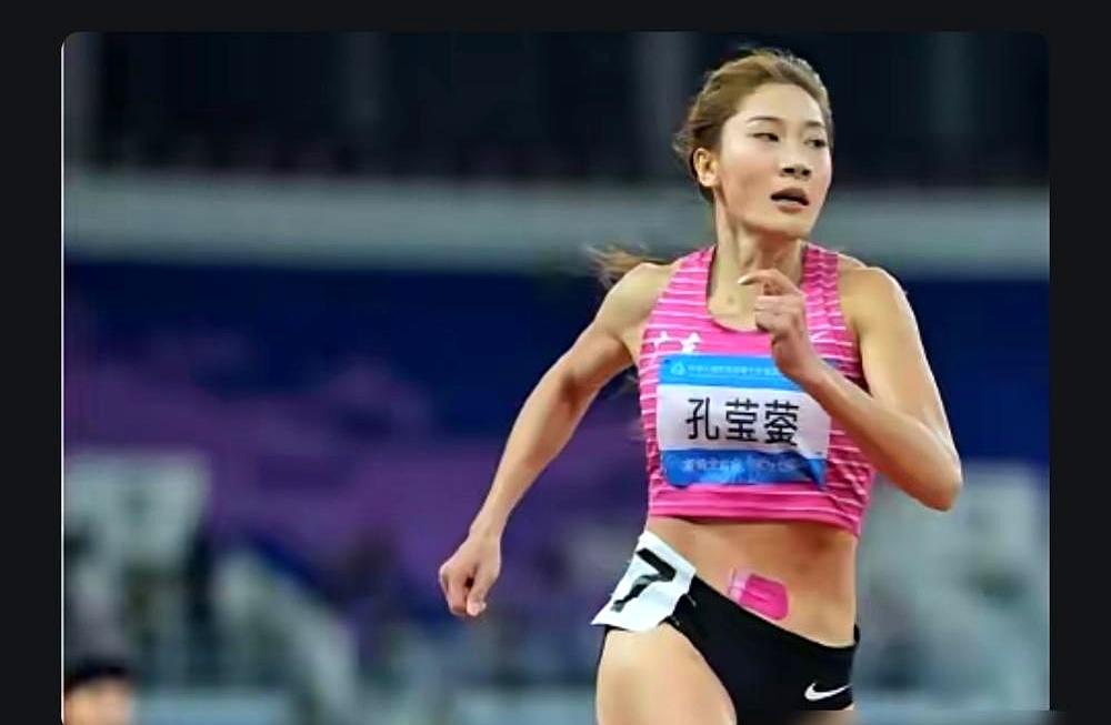 女子400米名单空白，这事儿搁谁身上不窝火。
全国冠军赛上周莉跟蒋雨彤双双破了5