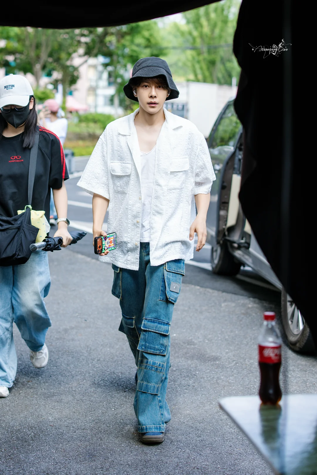 20260617谢炽进妆 没有口罩的巴掌小脸