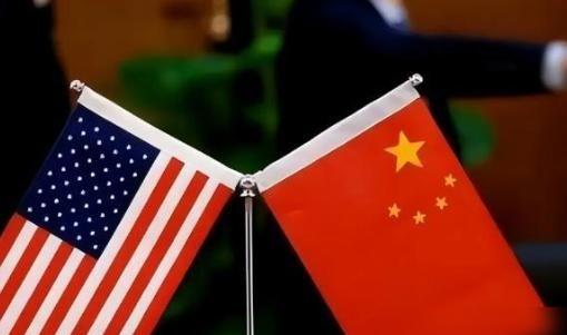 从 140 艘跌到 5 艘！霍尔木兹海峡快成 "死水道"，这才是战争砸向全球经济