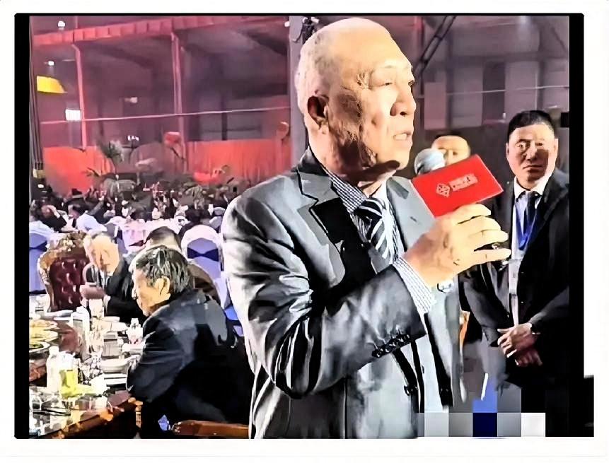 有人当面给崔培军难堪：“赚那么多钱，怎么不见你多做点公益？”

这话听着真刺耳