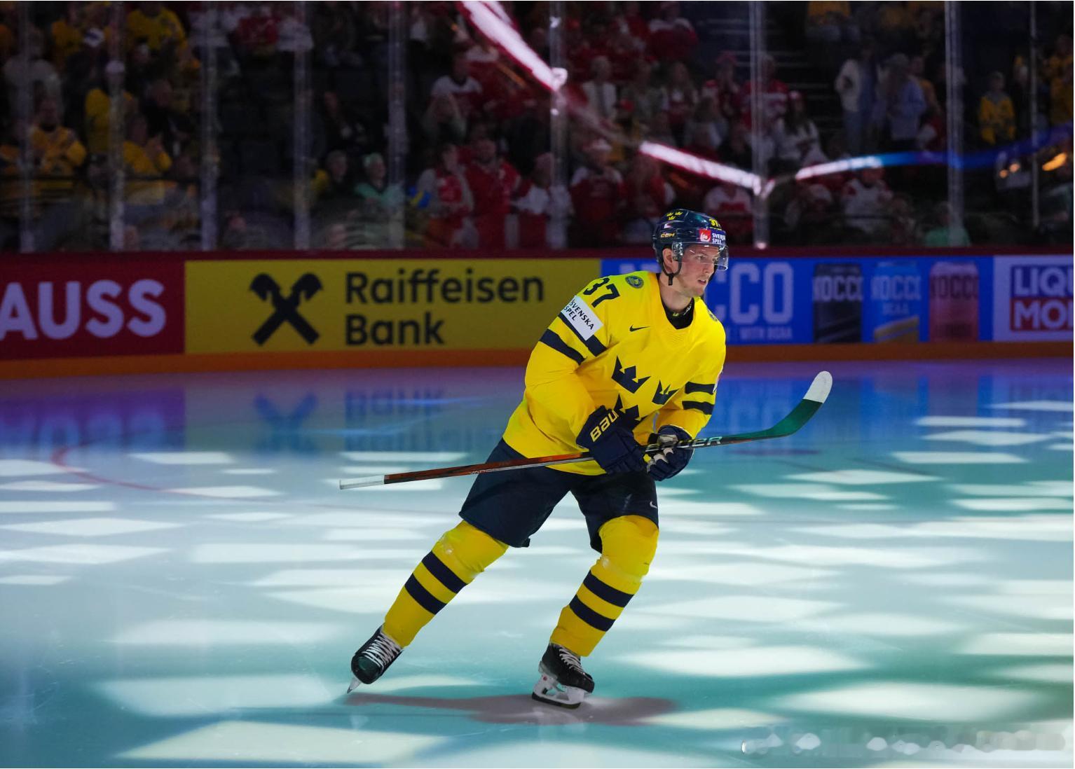 IIHF说明书 🇸🇪瑞典队瑞典男子冰球队是世界冰坛的传统豪门，绰号“三王冠”