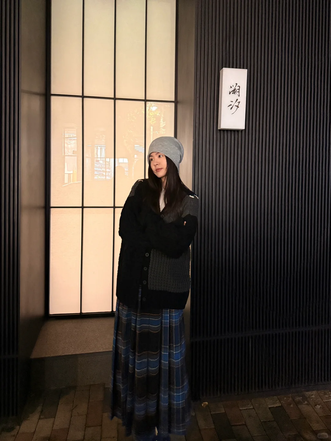 不起眼的寿司店女孩