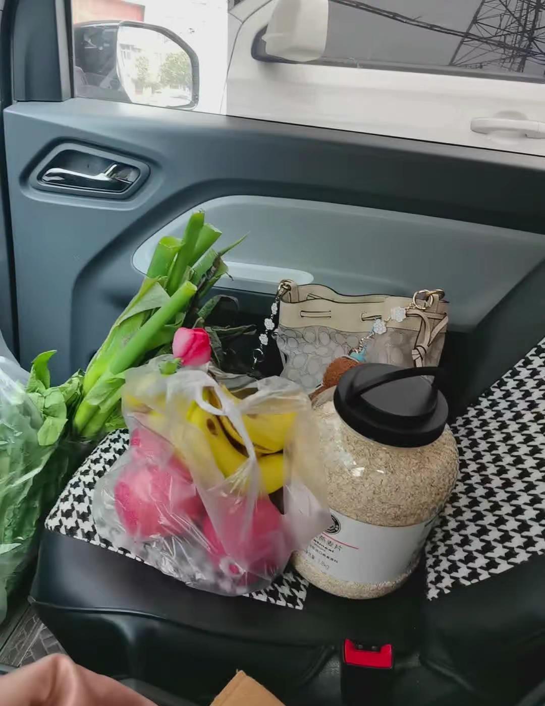 将这一日一日的平淡，活成心底的踏实与安稳，不喧哗自有声。