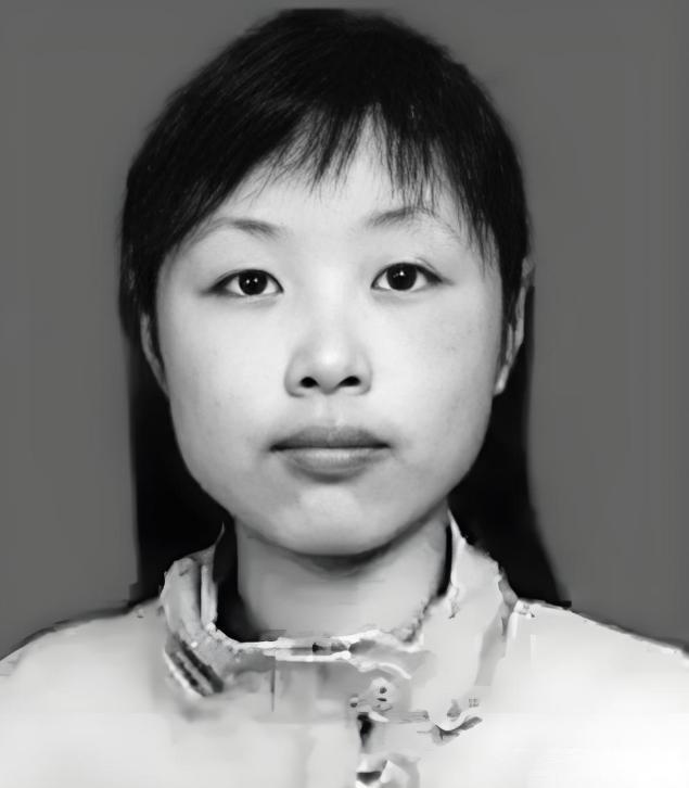 [中国赞]2008年，汶川地震，四川一21岁女教师被埋进废墟，身体断成三截，救援
